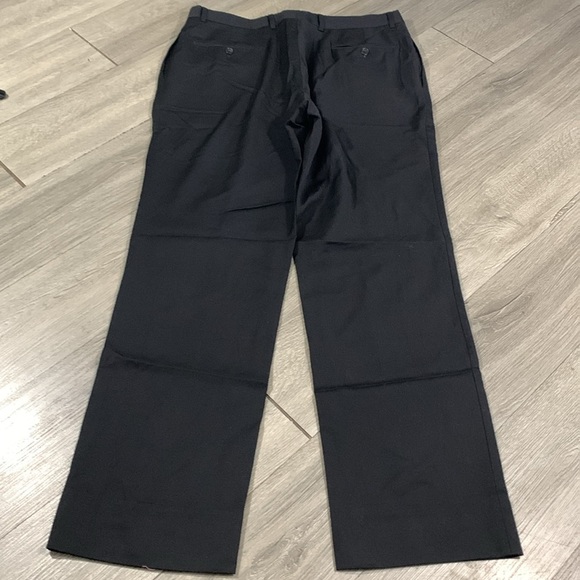 Tommy Hilfiger 100% Wool Flat Front Black Slacks       size 36 - Picture 2 of 10